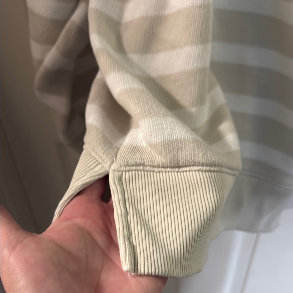 Striped Beige and White Pullover - Picture 6 of 8